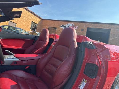 2005 Chevrolet Corvette Base