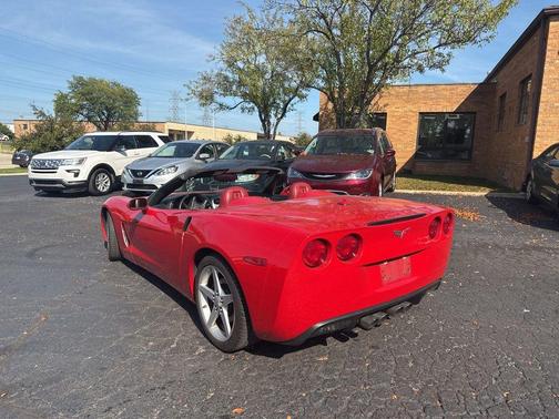2005 Chevrolet Corvette Base