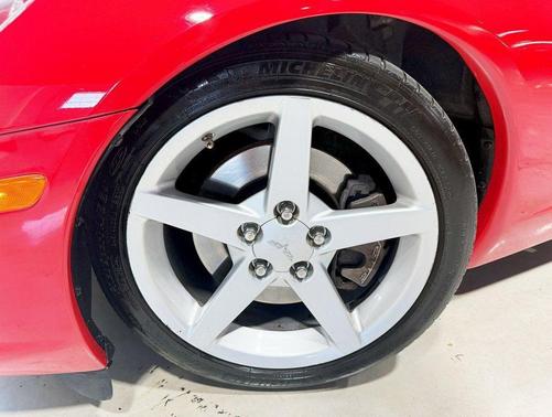 2005 Chevrolet Corvette Base