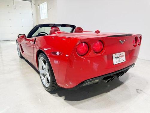 2005 Chevrolet Corvette Base