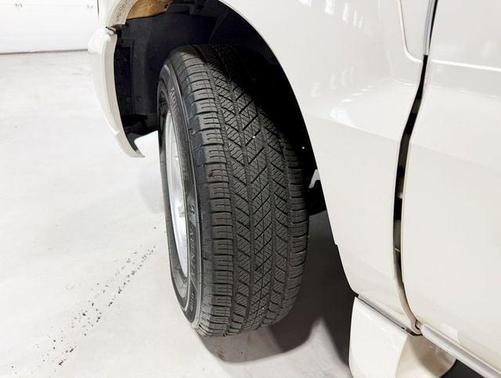 2006 Cadillac Escalade Base