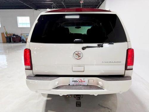 2006 Cadillac Escalade Base