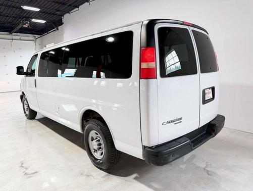 2014 Chevrolet Express 3500 LS