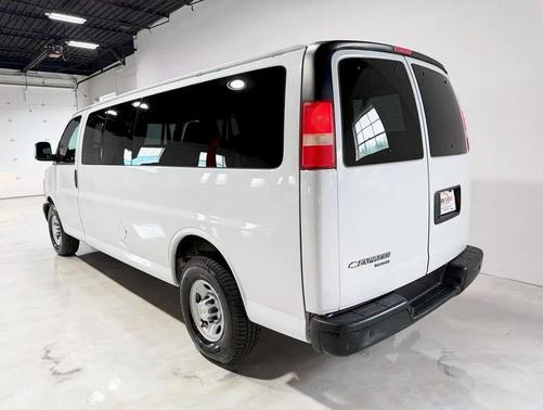 2014 Chevrolet Express 3500 LS