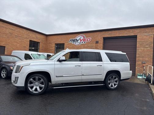 2016 Cadillac Escalade ESV Premium