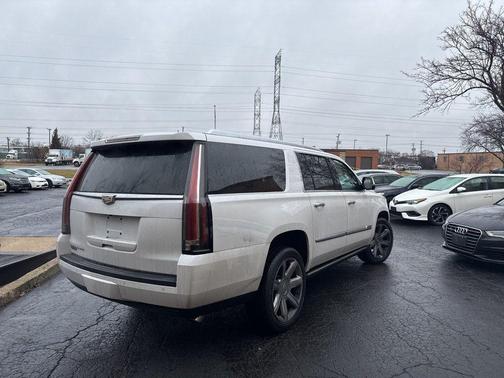 2016 Cadillac Escalade ESV Premium