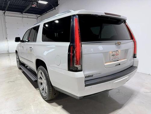 2016 Cadillac Escalade ESV Premium