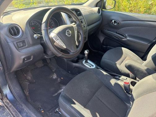 2016 Nissan Versa 1.6 SV
