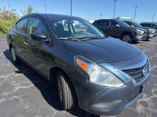 2016 Nissan Versa 1.6 SV