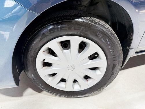 2016 Nissan Versa 1.6 SV