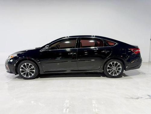 2016 Toyota Avalon XLE Plus