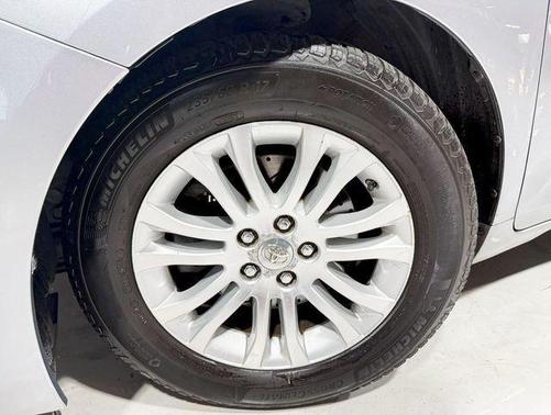 2011 Toyota Sienna XLE