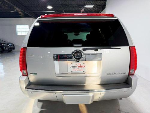 2012 Cadillac Escalade Luxury