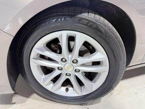 2017 Chevrolet Malibu 1LT