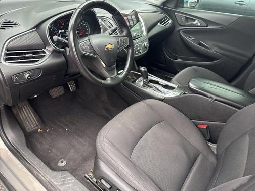 2017 Chevrolet Malibu 1LT