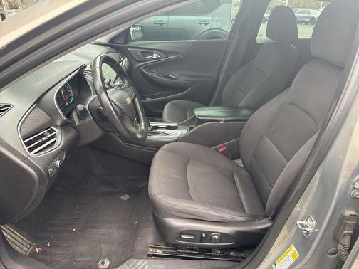 2017 Chevrolet Malibu 1LT