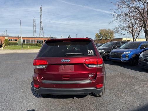 2019 Jeep Grand Cherokee Laredo