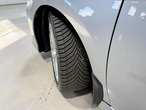 2020 Toyota Camry XLE