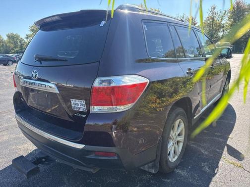 2013 Toyota Highlander SE
