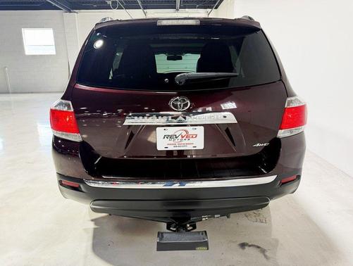 2013 Toyota Highlander SE