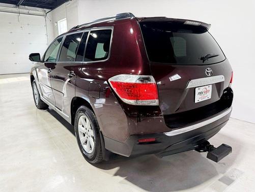 2013 Toyota Highlander SE