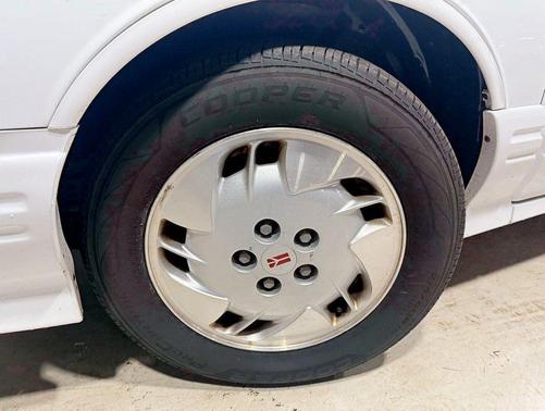 1997 Oldsmobile Cutlass Supreme Base