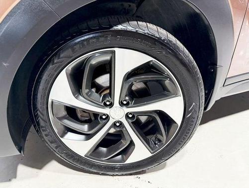 2016 Hyundai TUCSON Sport