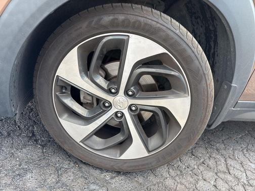 2016 Hyundai TUCSON Sport