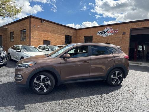 2016 Hyundai TUCSON Sport