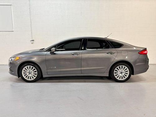 2014 Ford Fusion Hybrid SE