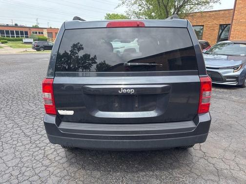 Maximum Steel Metallic Clearcoat 2014 Jeep Patriot Sport