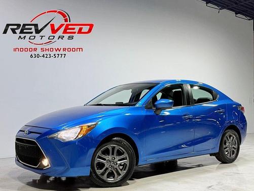 2020 Toyota Yaris Sedan LE