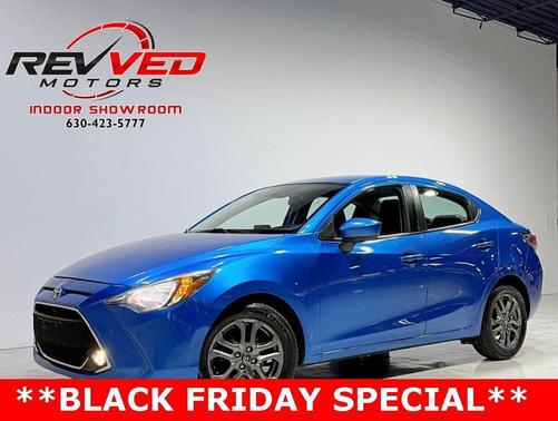 2020 Toyota Yaris Sedan LE