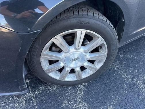 2010 Lincoln MKZ Base