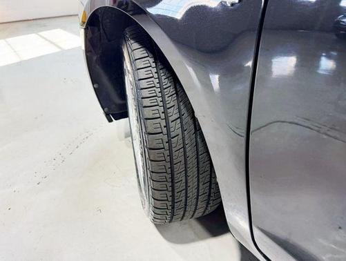 2010 Lincoln MKZ Base