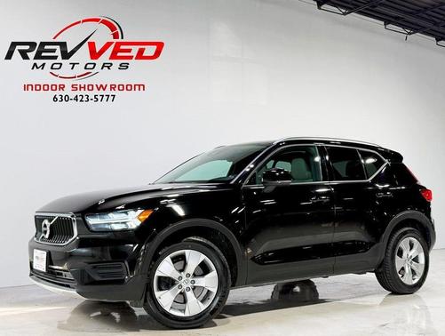 2020 Volvo XC40 T5 Momentum