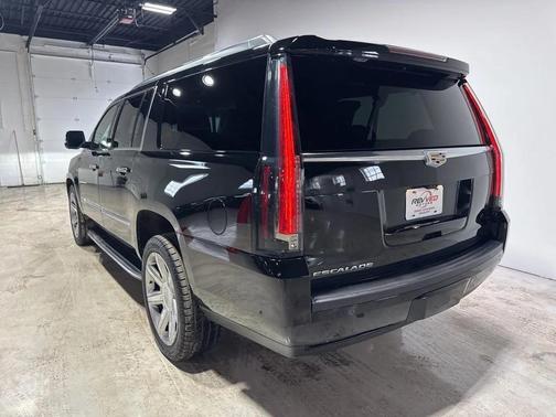 2019 Cadillac Escalade ESV Premium Luxury