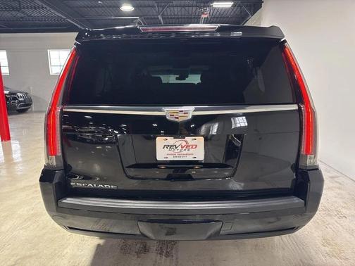 2019 Cadillac Escalade ESV Premium Luxury