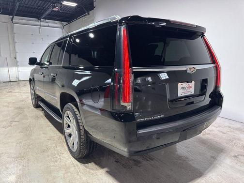 2019 Cadillac Escalade ESV Premium Luxury