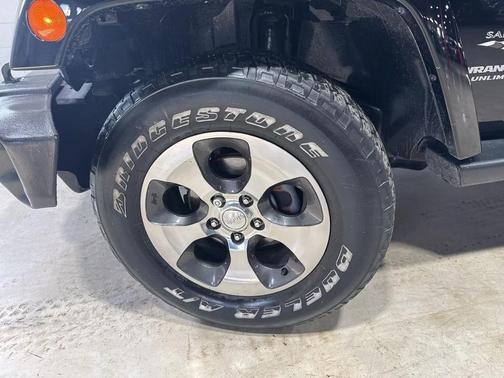 2017 Jeep Wrangler Unlimited Sahara