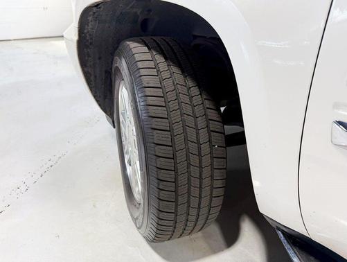 2012 Cadillac Escalade Base