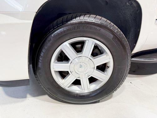 2012 Cadillac Escalade Base