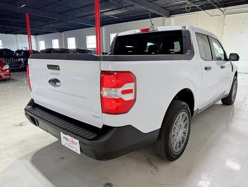 2022 Ford Maverick XL