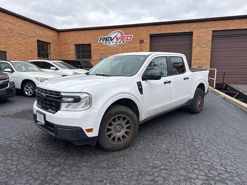 2022 Ford Maverick XL