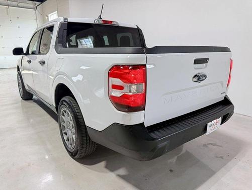 2022 Ford Maverick XL