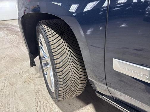 2019 Cadillac Escalade Premium Luxury