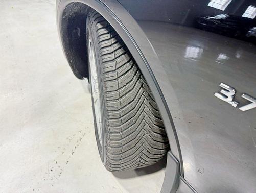 2017 INFINITI QX50 Base