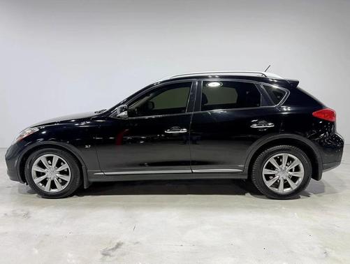 2017 INFINITI QX50 Base