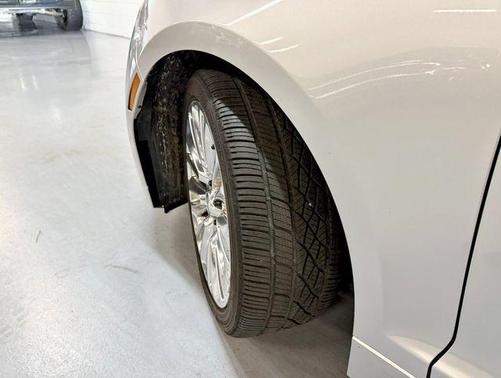 2014 Lincoln MKZ Base