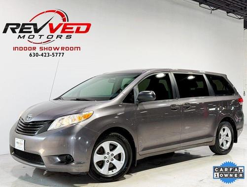 2011 Toyota Sienna LE